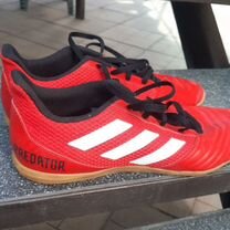 Сороконожки adidas predator