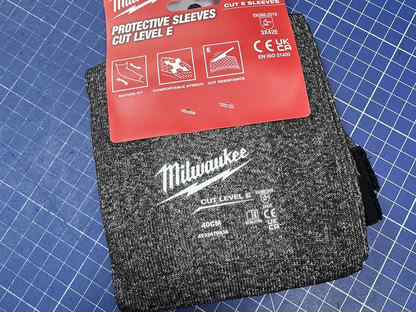 Нарукавники защитные 5/E Milwaukee 4932479936